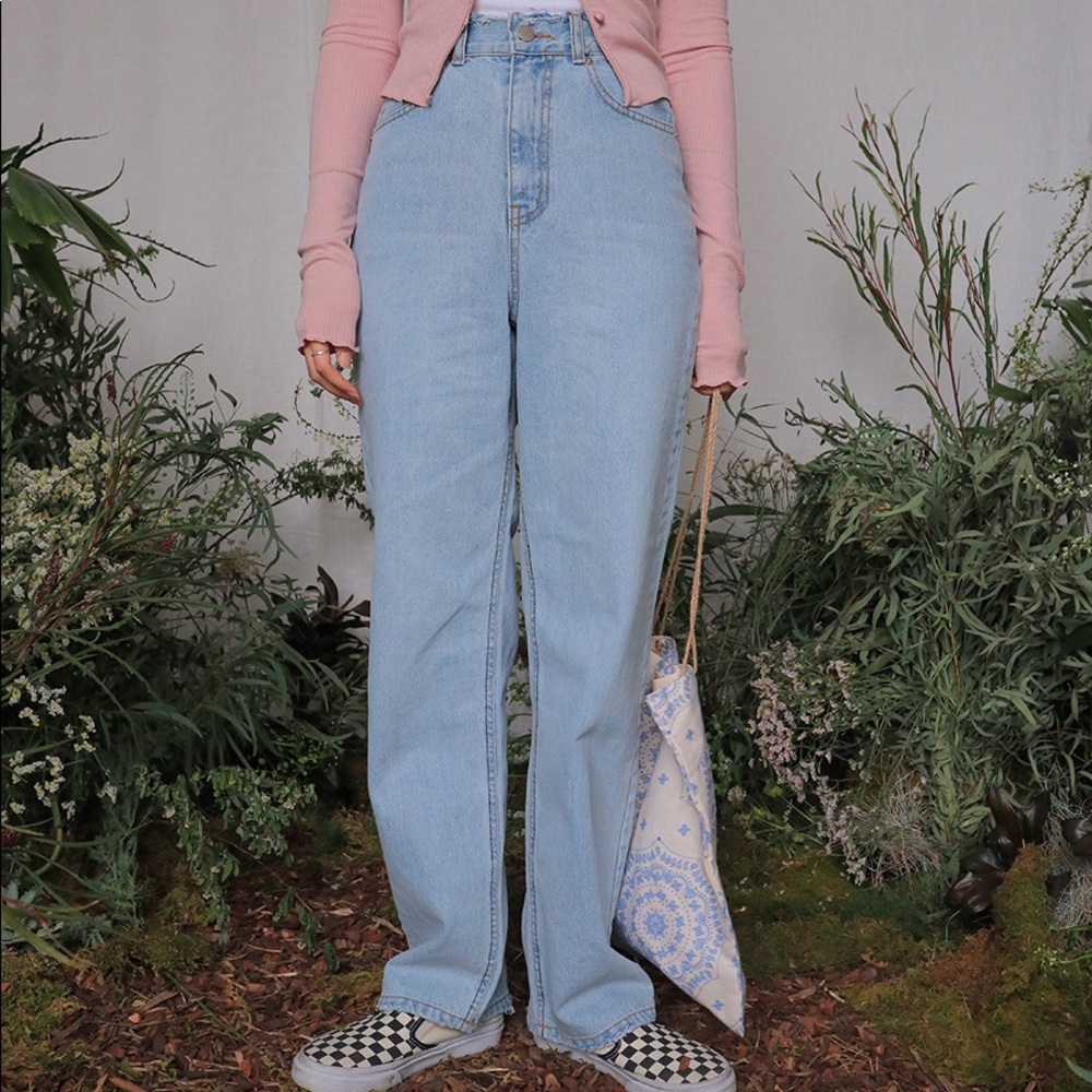 STYLENANDA Distressed Hem Straight-Cut Jeans - Picture 2 of 2